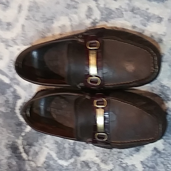 Men's Shoes - Picture 2 of 9